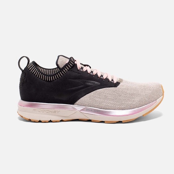 Brooks Shoes - Brooks // Ricochet LE Running Sneaker